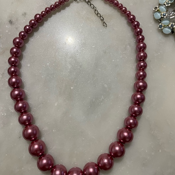 Vintage Pink Beaded Necklace - Picture 5 of 5